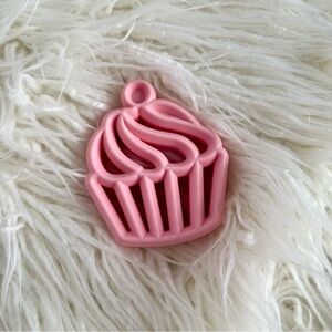 Itzy Ritzy Pink Baby Cupcake Teether NWOT